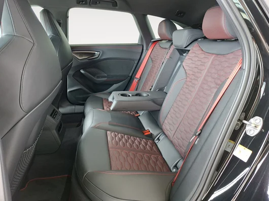 Bild eines Audi RS 5 Avant 470 kW
