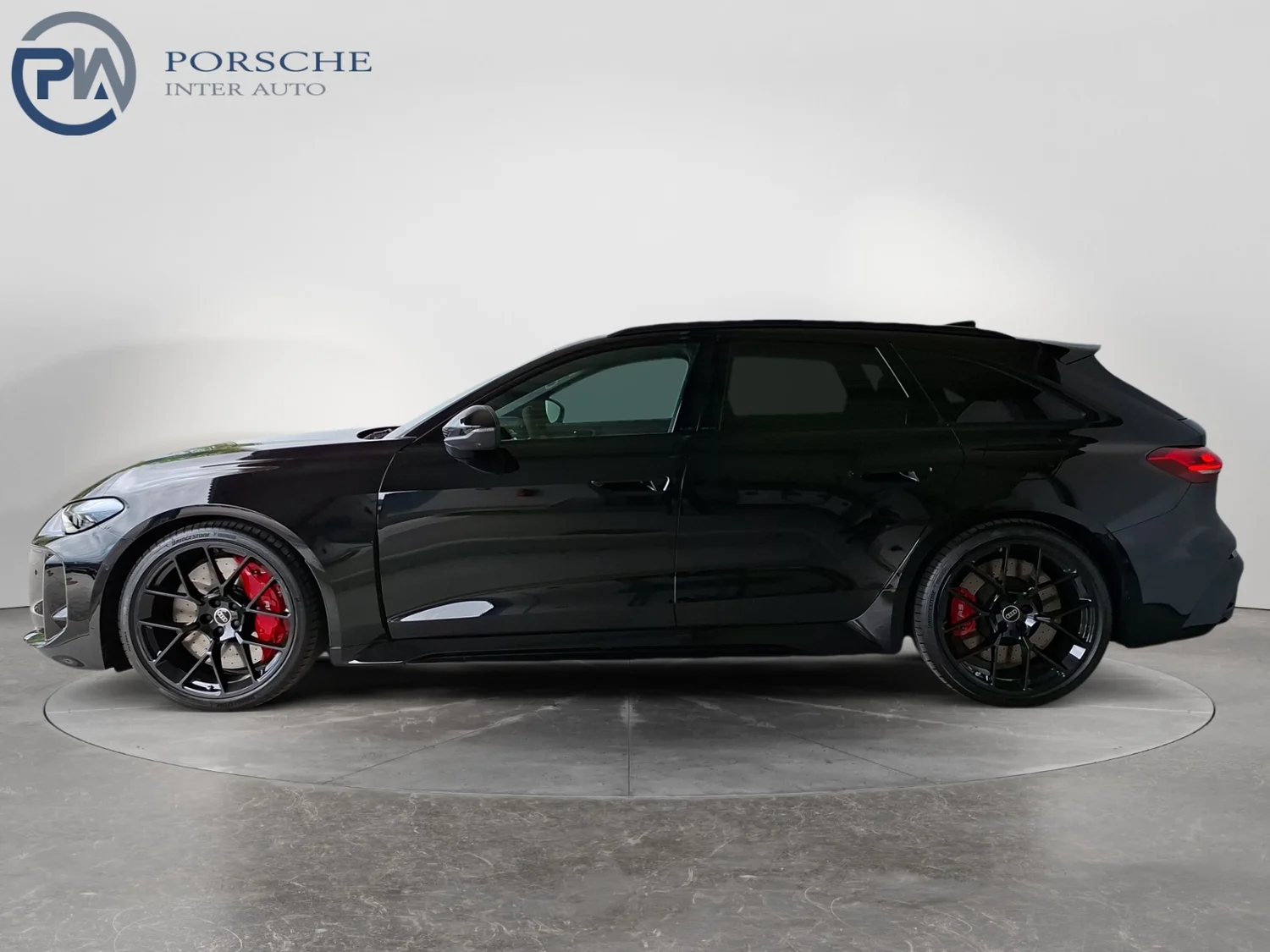 Bild eines Audi RS 5 Avant 470 kW