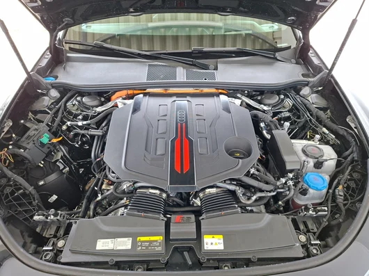 Bild eines Audi RS 5 Avant 470 kW