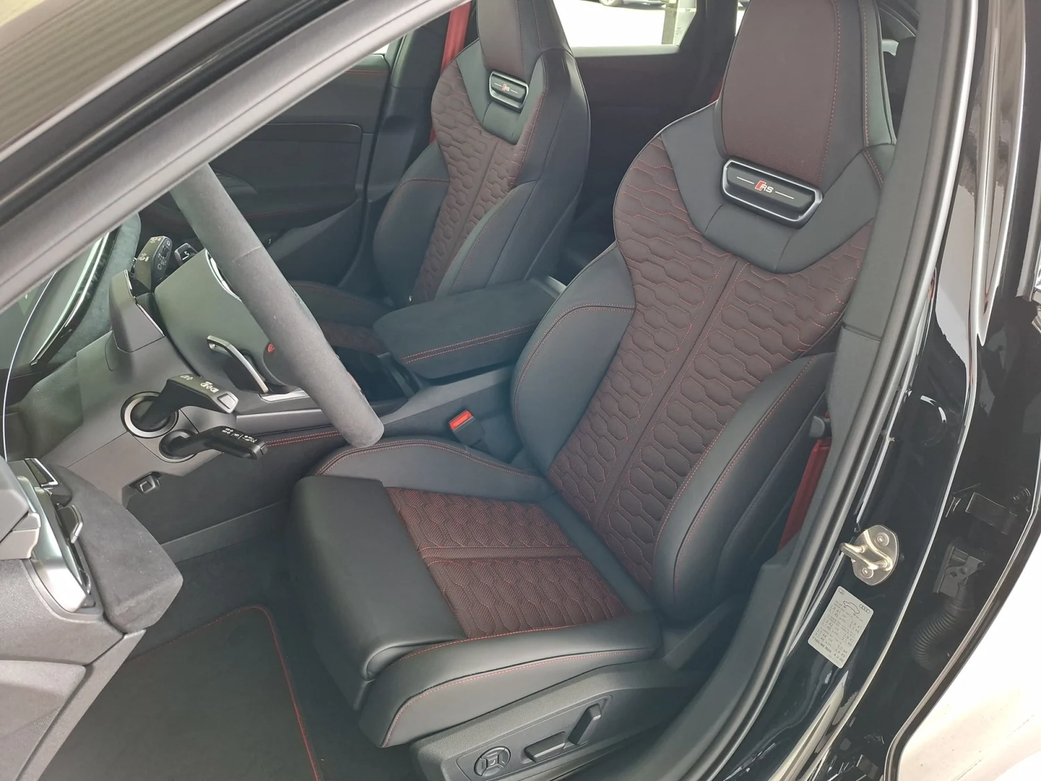 Bild eines Audi RS 5 Avant 470 kW