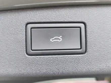VW Tiguan Friends eHybrid DSG 150 kW in Cipressino-Grün Metallic