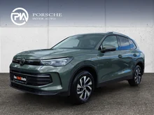 VW Tiguan Friends eHybrid DSG 150 kW in Cipressino-Grün Metallic