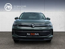 VW Tiguan Friends eHybrid DSG 150 kW in Cipressino-Grün Metallic