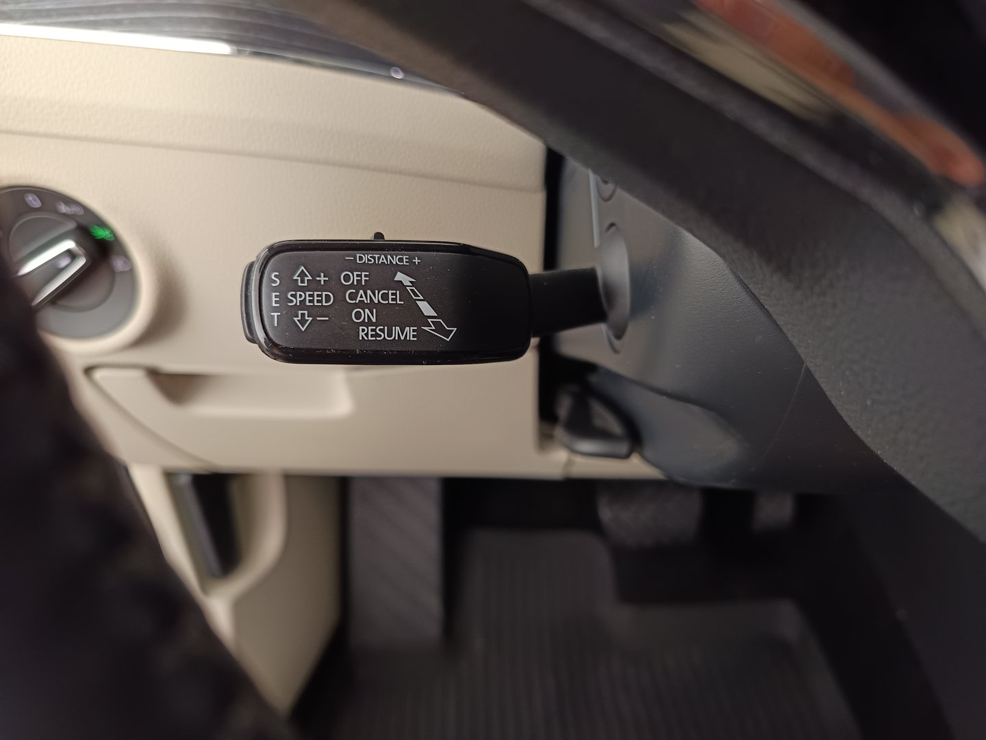 Škoda SUPERB Combi Style TDI DSG | Bild 17 von 37
