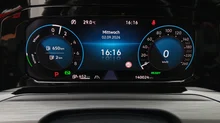 VW Golf Style eHybrid DSG in Deep Black Perleffekt