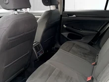 VW Golf Style eHybrid DSG in Deep Black Perleffekt