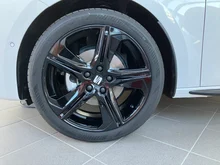 SEAT Leon FR Edition 1.5 TSI 115 PS in Candy-Weiß