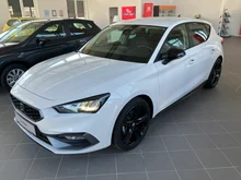 SEAT Leon FR Edition 1.5 TSI 115 PS in Candy-Weiß