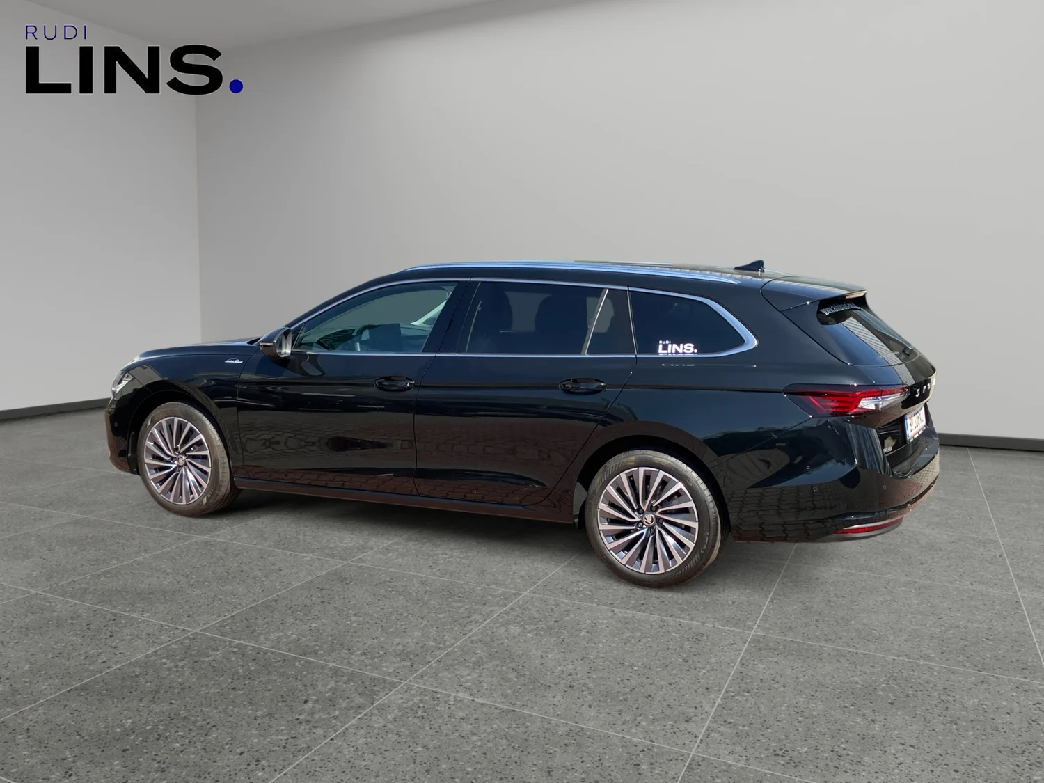 Bild eines Škoda Superb Combi L&amp;K TSI mHEV DSG