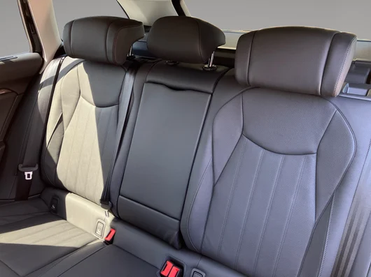 Bild eines Škoda Superb Combi L&amp;K TSI mHEV DSG