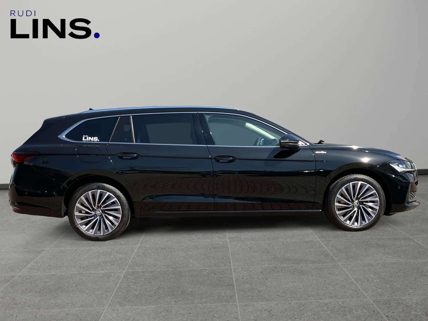 Bild eines Škoda Superb Combi L&amp;K TSI mHEV DSG