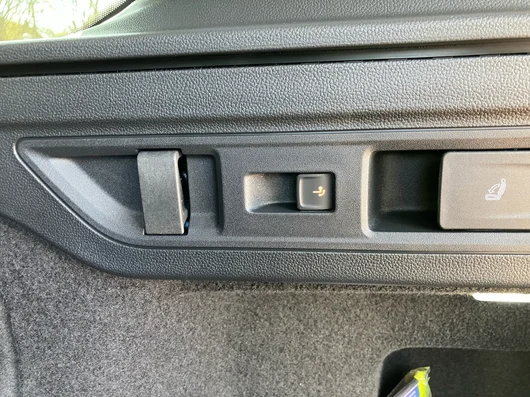 Bild eines Škoda Superb Combi L&amp;K TSI mHEV DSG
