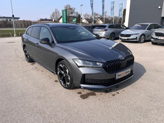 Bild eines Škoda Superb Combi Sportline iV TSI DSG