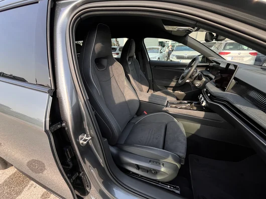 Bild eines Škoda Superb Combi Sportline iV TSI DSG