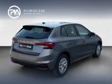 Thumbnail-Foto von Fahrzeug