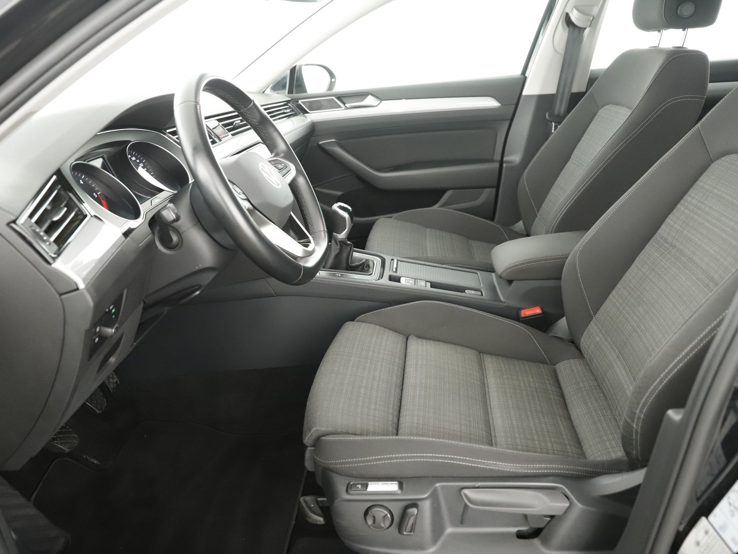 VW Passat Variant Business TDI | Bild 13 von 31
