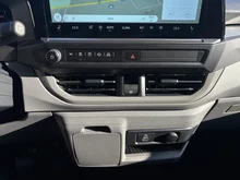 VW Caravelle Edition LR eHybrid 171 kW in Graphite Dust Metallic
