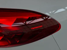 CUPRA Terramar 1.5 e-TSI 150 PS DSG in Nevada-Weiß Metallic