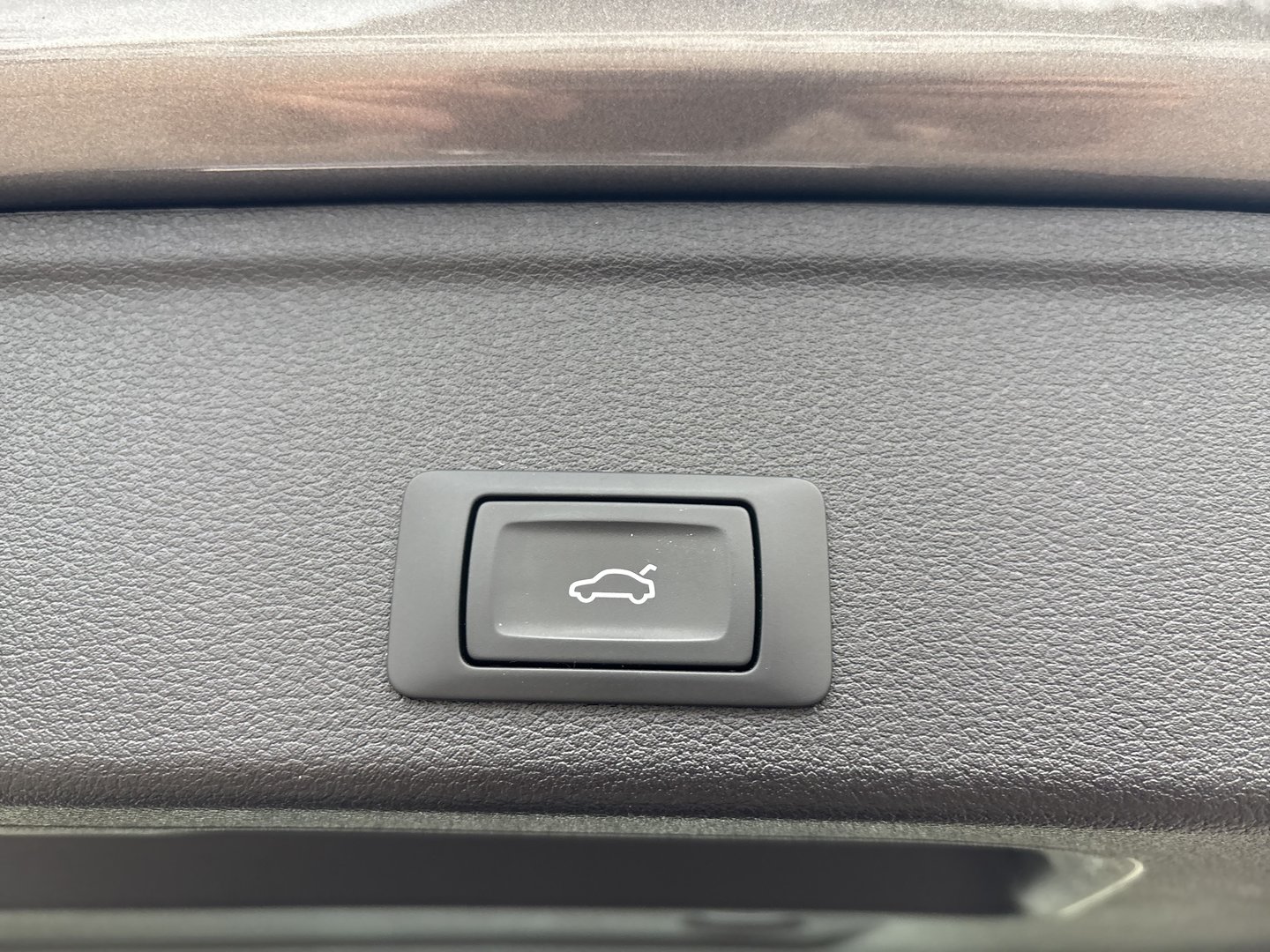 Audi A4 Avant 30 TDI | Bild 21 von 23