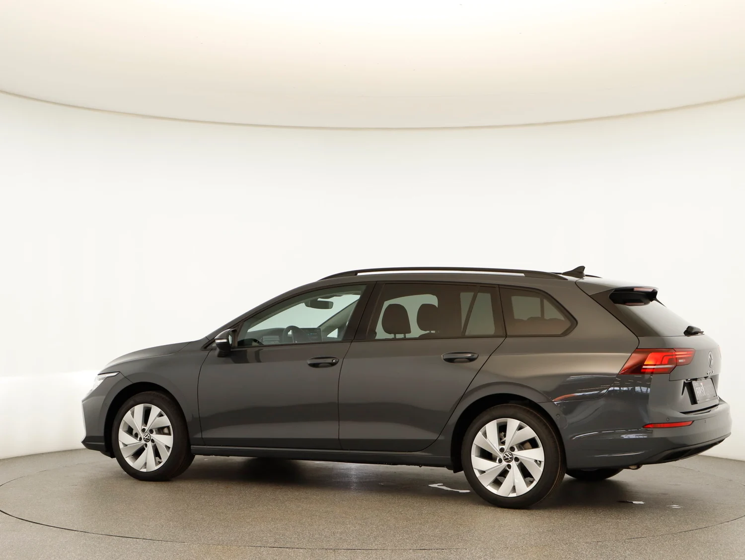 Bild eines Golf Variant Business mHeV DSG
