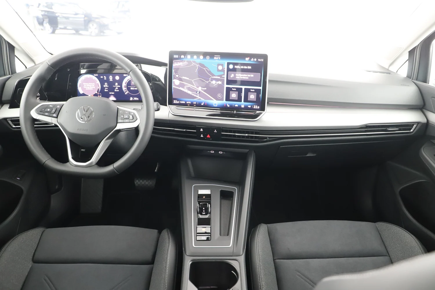 Bild eines Golf Variant Business mHeV DSG