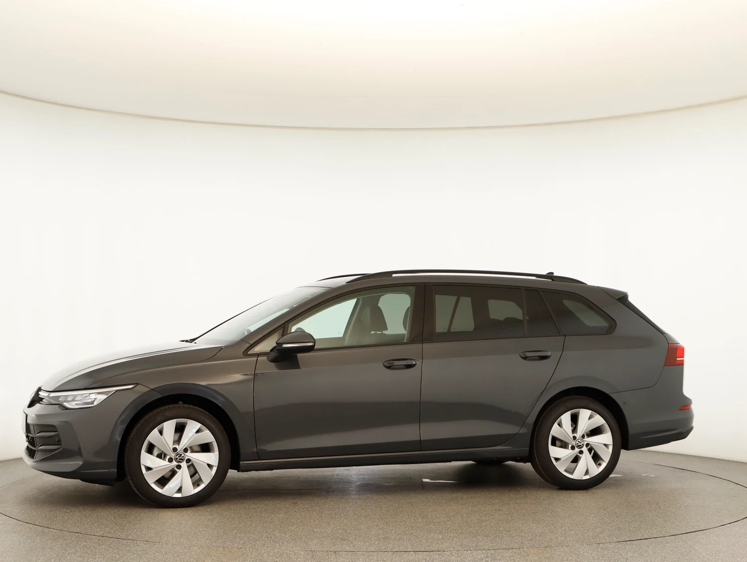 Bild eines Golf Variant Business mHeV DSG