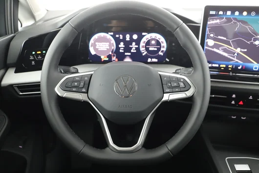 Bild eines Golf Variant Business mHeV DSG