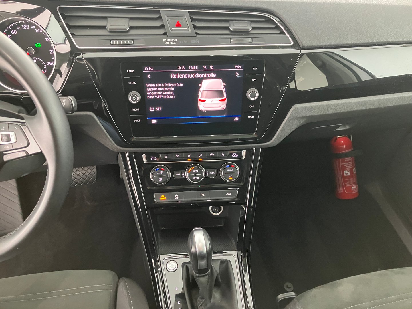 VW Touran Highline TDI SCR DSG | Bild 5 von 16