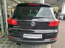 VW Tiguan Sport & Style TDI BMT in deepblack perleffekt