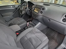 VW Tiguan Sport & Style TDI BMT in deepblack perleffekt