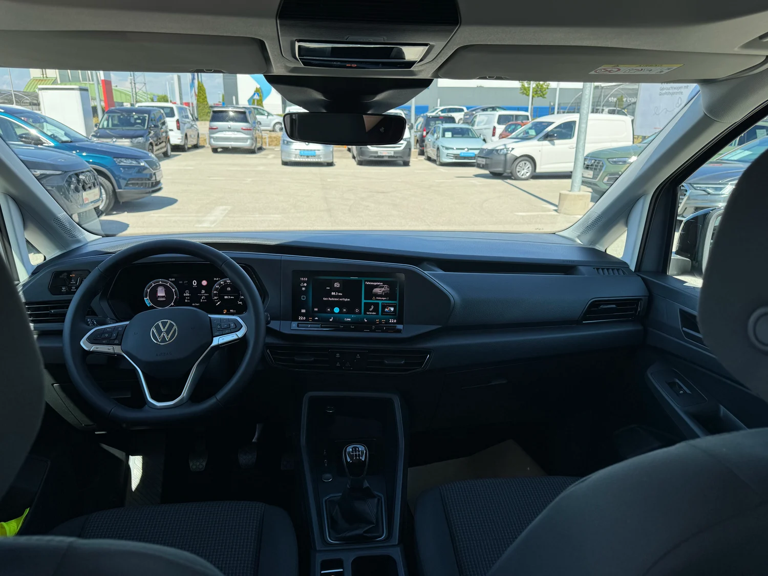 Bild eines VW Caddy Family TSI