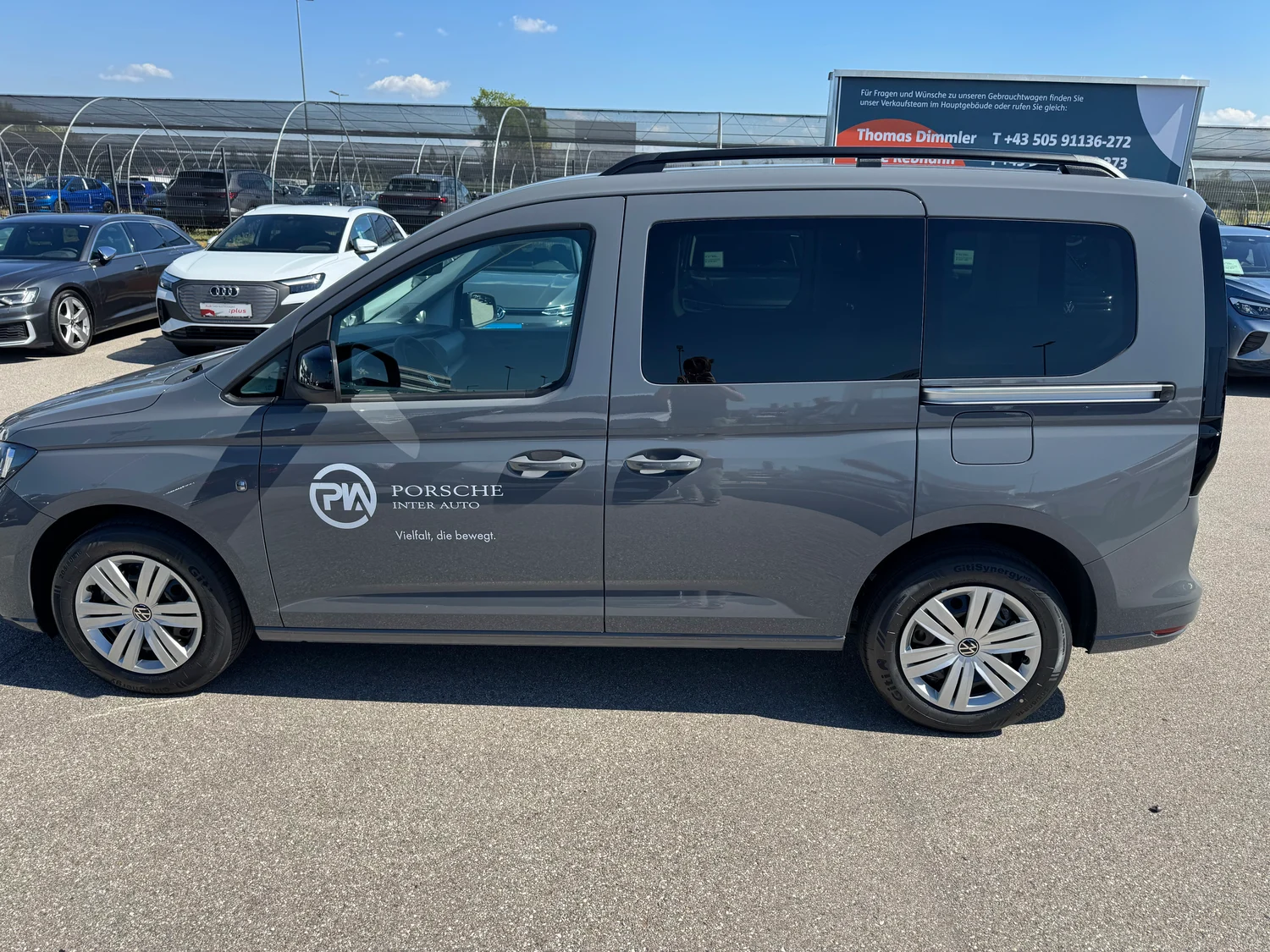 Bild eines VW Caddy Family TSI