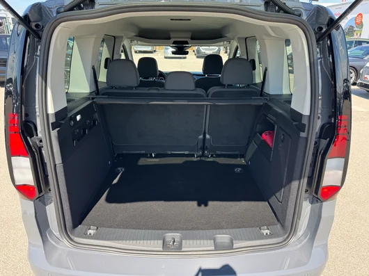 Bild eines VW Caddy Family TSI