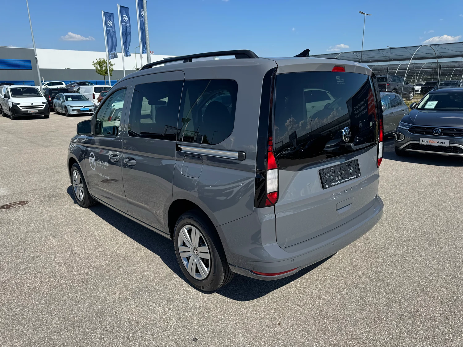 Bild eines VW Caddy Family TSI