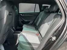 Škoda Octavia Combi 4x4 Sportline TSI DSG in Black-Magic Perleffekt