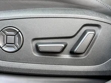 Audi A6 Avant e-tron quattro in MYTHOSSCHWARZ METALLIC