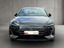 Audi A6 Avant e-tron quattro in MYTHOSSCHWARZ METALLIC