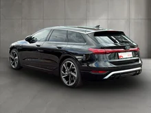 Audi A6 Avant e-tron quattro in MYTHOSSCHWARZ METALLIC