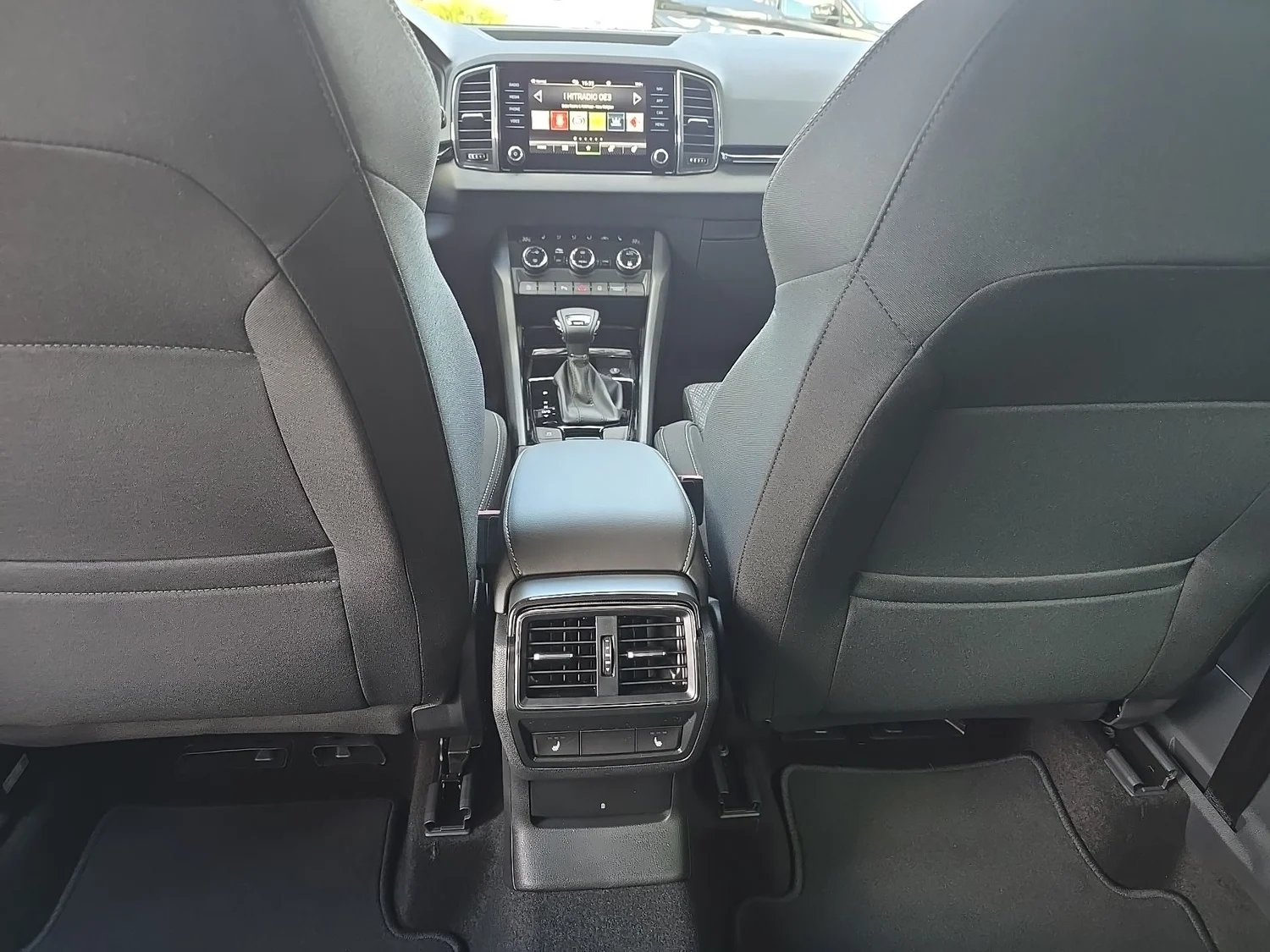 Bild eines Škoda Karoq 4x4 Selection TDI DSG