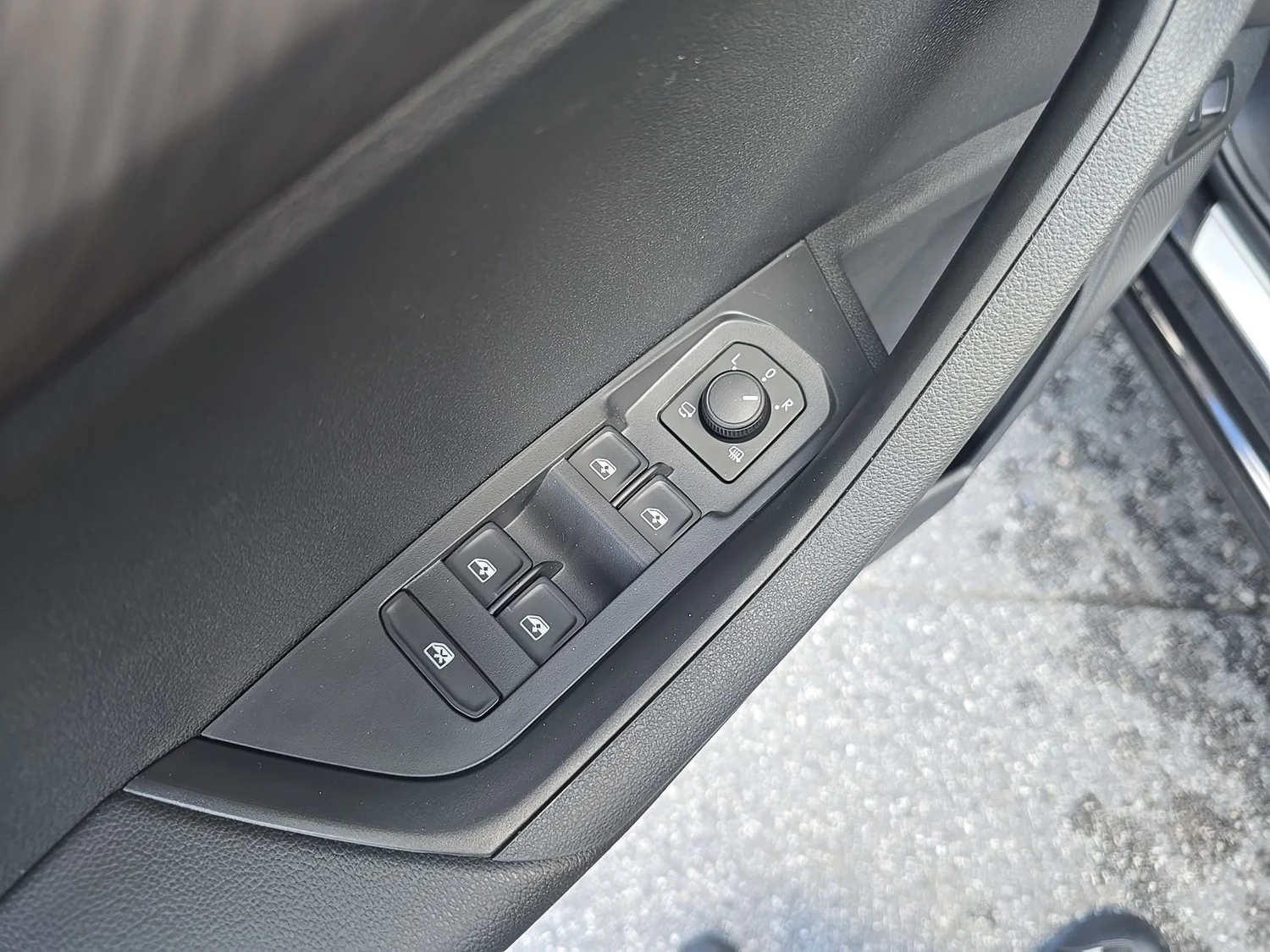 Bild eines Škoda Karoq 4x4 Selection TDI DSG