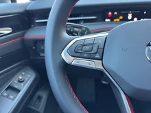 VW ID.7 Tourer GTX 4MOTION 250kW Business in Mondsteingrau Dach Schwarz