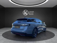 VW ID.7 Tourer GTX 4MOTION 250kW Business in Mondsteingrau Dach Schwarz