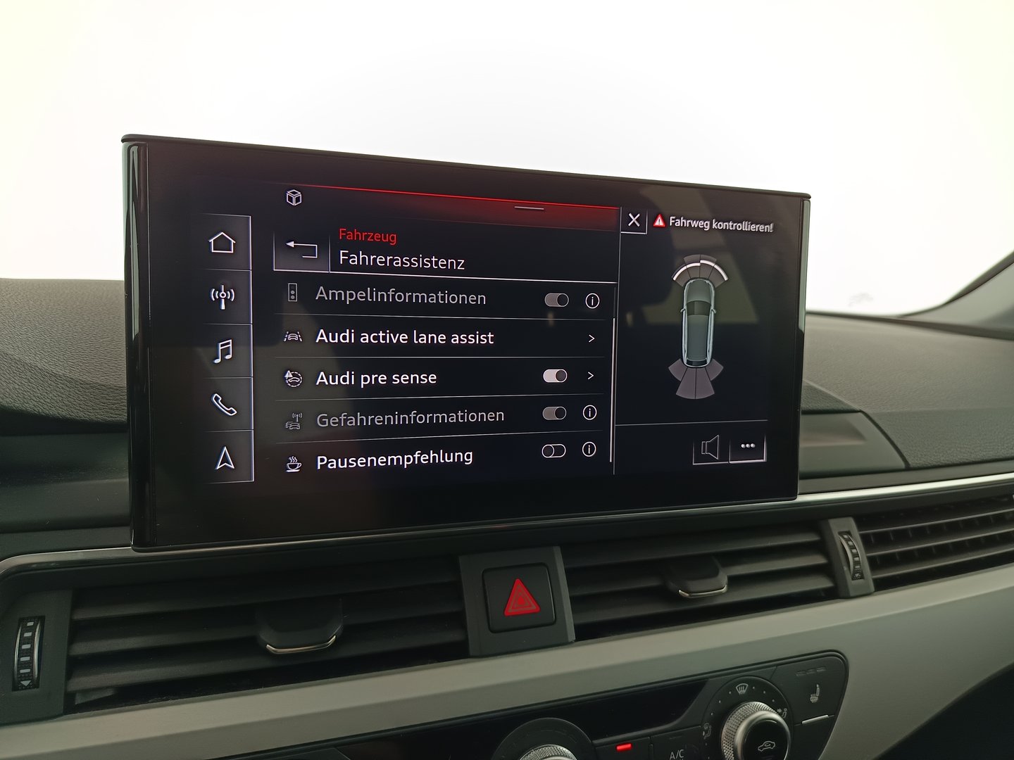 Audi A4 Avant 40 TDI advanced | Bild 24 von 34