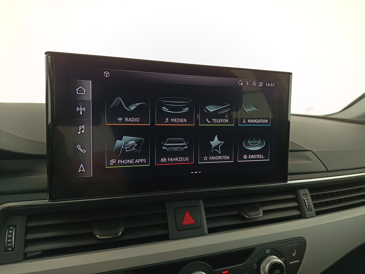 Audi A4 Avant 40 TDI advanced | Bild 19 von 34