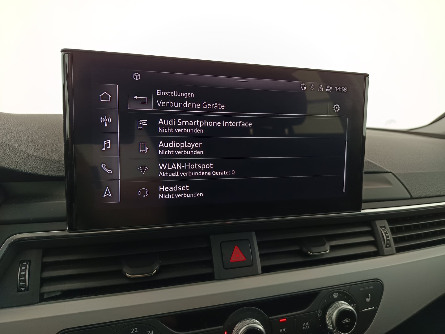 Audi A4 Avant 40 TDI advanced | Bild 25 von 34