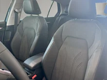 VW Golf Rabbit TSI in Anemonenblau Metallic