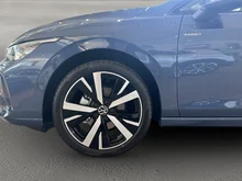 VW Golf Rabbit TSI in Anemonenblau Metallic