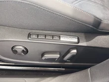 VW Golf Rabbit TSI in Anemonenblau Metallic