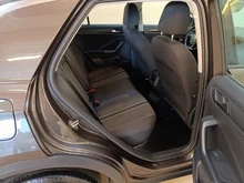 VW T-Roc Design TSI ACT DSG in  Black Oak Brown Met.