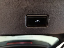 VW T-Roc Design TSI ACT DSG in  Black Oak Brown Met.